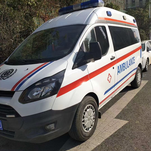 平阳品质救护车出租,为您的健康出行负责